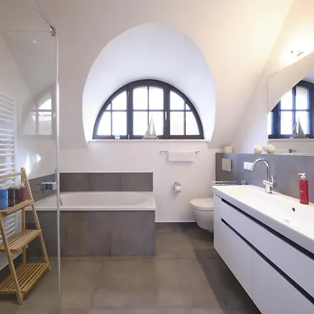 Reetland Am - Luxusplus Reetdachvilla Mit 4 Schlafzimmern Und Kamin G08 Nyaraló *