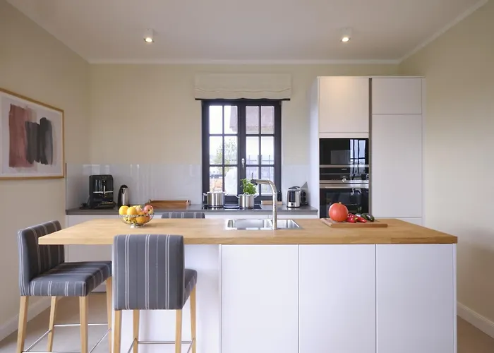 Reetland Am - Luxusplus Reetdachvilla Mit 4 Schlafzimmern Und Kamin G08 * Дранске